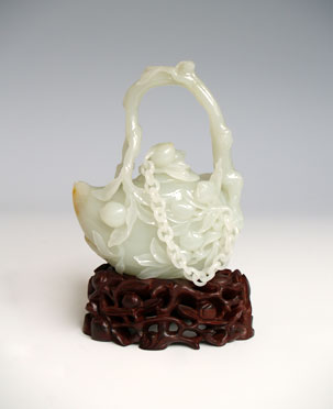 白玉籽《提梁單鏈桃壺》